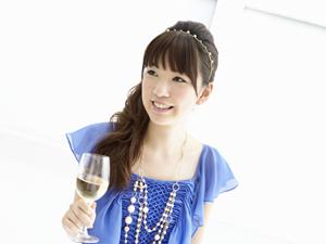 豪華絢爛なホストクラブで夢の時間を